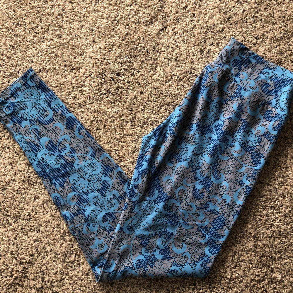 NEW Lularoe leggings OS